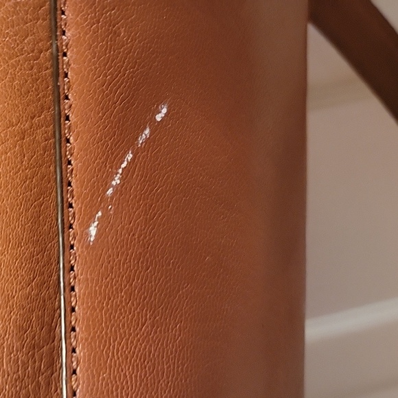 Michael Kors Large Bag - Picture 7 of 8